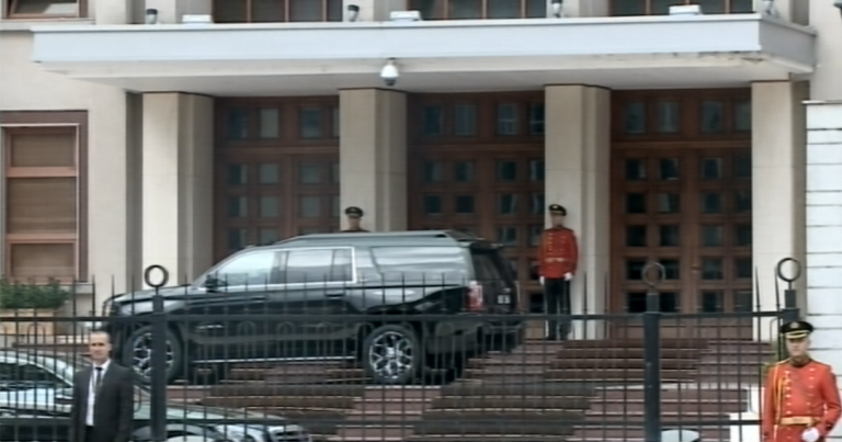 Nis ceremonia, Rama dhe qeveria e re betohen te presidenti Meta Nis ceremonia, Rama dhe qeveria e re betohen te presidenti Meta