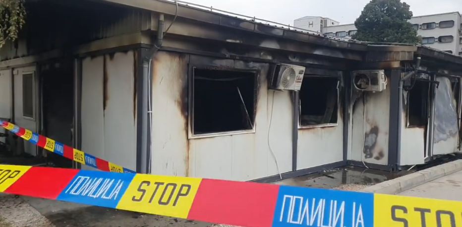 Dëshmitë drithëruese të banorëve pranë spitalit Covid në Tetovë: Dëgjuam britma të tmerrshme Dëshmitë drithëruese të banorëve pranë spitalit Covid në Tetovë: Dëgjuam britma të tmerrshme