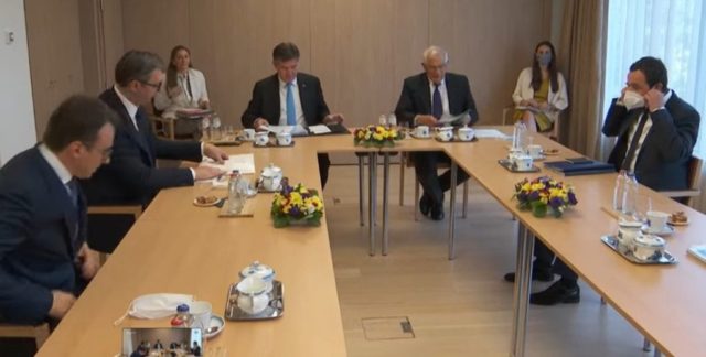 Udhëheqësi i dialogut: Nuk ka takim Kurti-Vuçiç Udhëheqësi i dialogut: Nuk ka takim Kurti-Vuçiç