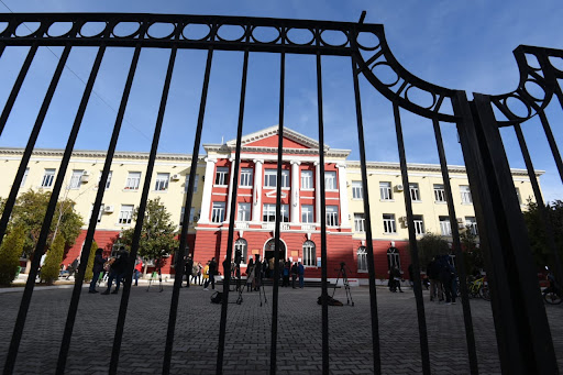 Studentët shqiptarë “zbrazin”auditorët, preferojnë universitetet europiane Studentët shqiptarë “zbrazin”auditorët, preferojnë universitetet europiane