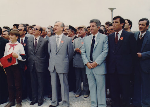 Në vazhdën e Gjekmarkajt, kllouni i bllokut Andi Bushati, fyen ministret e qeverisë “Rama 3”: Gra, madje… pa karakter Në vazhdën e Gjekmarkajt, kllouni i bllokut Andi Bushati, fyen ministret e qeverisë “Rama 3”: Gra, madje… pa karakter