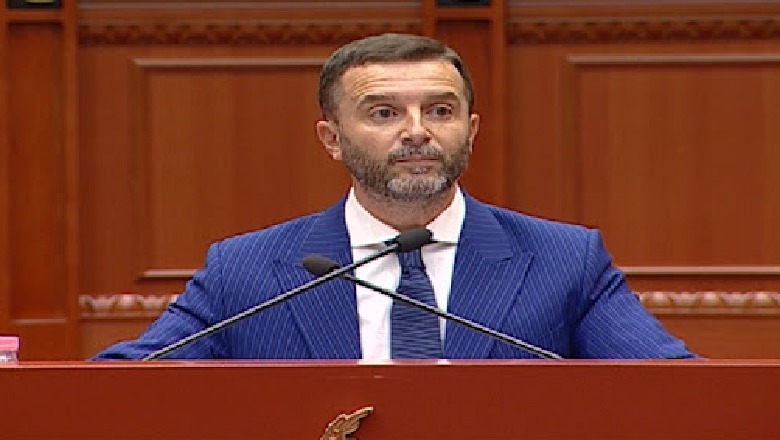 Erion Braçe e thotë troç: Të gjithë, po të gjithë dështuam të ndërtojmë tregje konkurruese, 90% kontrollohet nga 2-3 kompani Erion Braçe e thotë troç: Të gjithë, po të gjithë dështuam të ndërtojmë tregje konkurruese, 90% kontrollohet nga 2-3 kompani