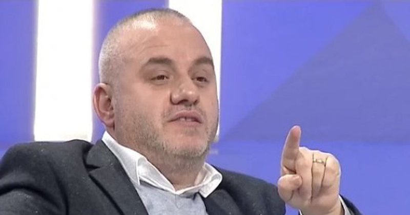 Tronditet Elbasani! Qëllohen 2 persona, njëri në koma, tjetri vdes, Artan Hoxha jep detaje: Që pas fushatës elektorale… Tronditet Elbasani! Qëllohen 2 persona, njëri në koma, tjetri vdes, Artan Hoxha jep detaje: Që pas fushatës elektorale…