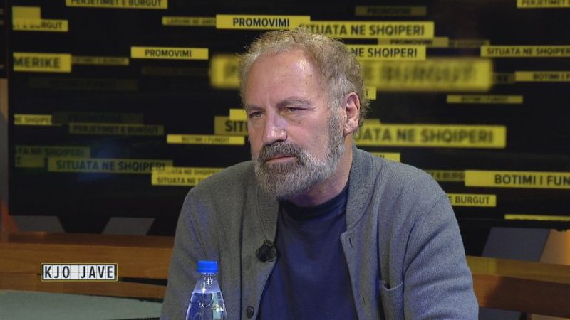 “Ti mund të vritesh në minierë”, shkrimtari Visar Zhiti rrëfen bisedën me shokun e qelisë që e bindi të shkruajë: Ky ishte një mesazh tronditës “Ti mund të vritesh në minierë”, shkrimtari Visar Zhiti rrëfen bisedën me shokun e qelisë që e bindi të shkruajë: Ky ishte një mesazh tronditës