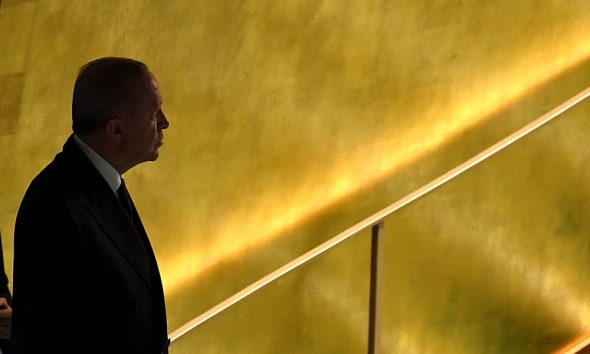 Erdogan mund të jetë shumë i sëmurë për të vazhduar udhëheqjen e Turqisë Erdogan mund të jetë shumë i sëmurë për të vazhduar udhëheqjen e Turqisë