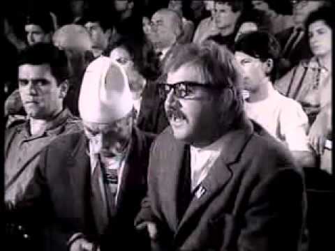 Tetor 1987, kur i ndaloheshin homazhet në teatër për aktorin brilant Nikolin Xhoja Tetor 1987, kur i ndaloheshin homazhet në teatër për aktorin brilant Nikolin Xhoja