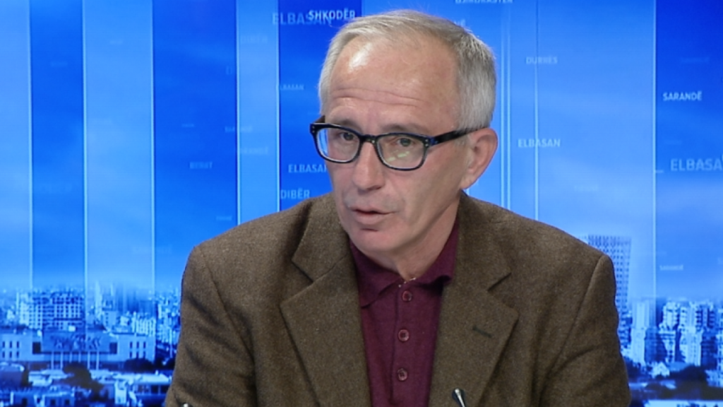 Mark Marku: Vetëm budallenjtë besojnë se Berisha po lufton për demokraci dhe jo për hallin e tij Mark Marku: Vetëm budallenjtë besojnë se Berisha po lufton për demokraci dhe jo për hallin e tij