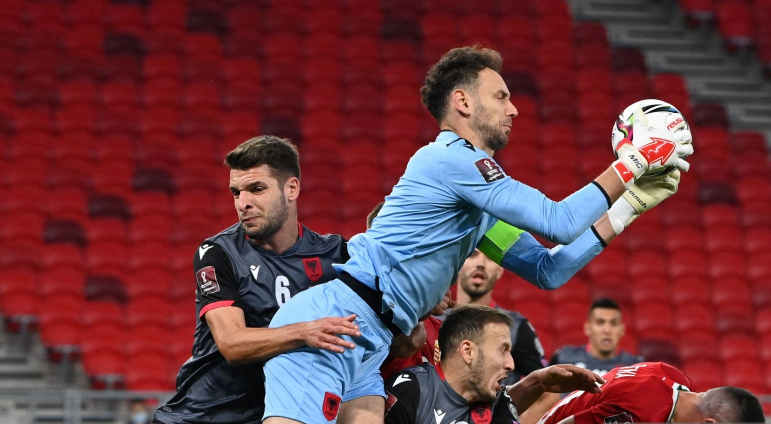 Nata makth! Gjimshiti niset drejt Bergamos dhe operohet të hënën: ja sa do të mungojë