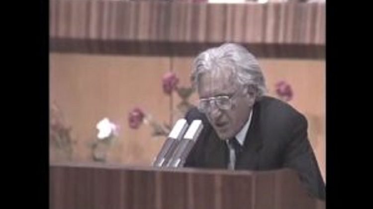 Fjalimi historik i Dritëro Agollit, para ithtarëve të Enverit, 1991 Fjalimi historik i Dritëro Agollit, para ithtarëve të Enverit, 1991