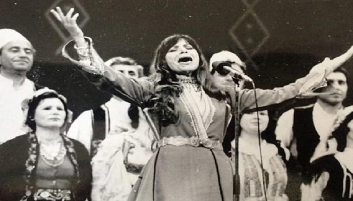 “T’i tërhiqet vëmendja Vaçe Zelës”! Pse e zemëroi artistja Sigurimin gjatë turneut në Greqi?