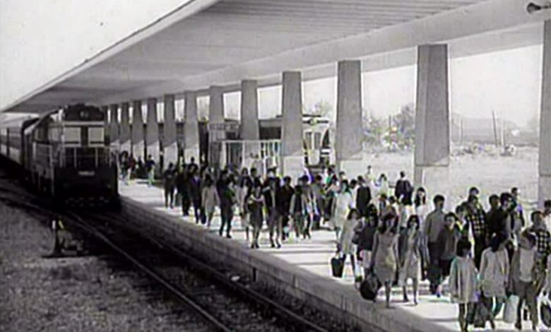 29 Nëntori për Shqiprinë jo vetëm çlirim nga okupatori?! Çlirim nga pleshtat, morrat, malarjen, analfabetizmin, injorancën dhe rilindja e një shteti 29 Nëntori për Shqiprinë jo vetëm çlirim nga okupatori?! Çlirim nga pleshtat, morrat, malarjen, analfabetizmin, injorancën dhe rilindja e një shteti