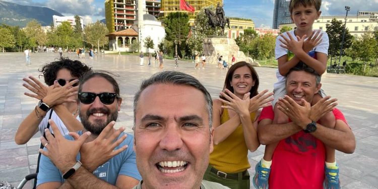 Përse na duhet patriotizmi?! Përse na duhet patriotizmi?!