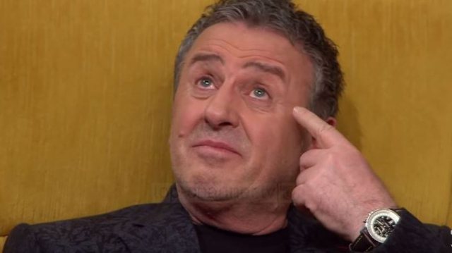 “Covidi i pabesë ta preu jetën në mes”/ Agron Llakaj në zi, mes dhimbjes së madhe njofton humbjen e njeriut të tij të shtrenjtë: Ah pse s’mu ankove një herë moj zemër!