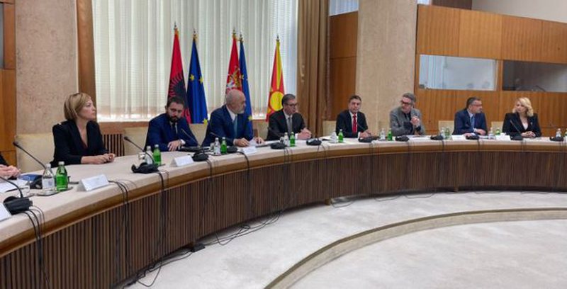 Publikohet deklarata e përbashkët e liderëve në samitin e ‘Open Balkan’ në Beograd: Do krijojmë Këshillin Ndërministror Publikohet deklarata e përbashkët e liderëve në samitin e ‘Open Balkan’ në Beograd: Do krijojmë Këshillin Ndërministror