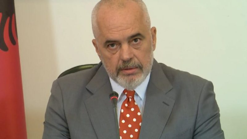Vaksinim i detyrueshëm për të hyrë në mjedise publike? Kryeministri Rama bën paralajmërimin