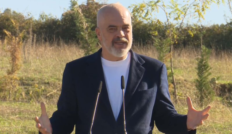 “Kjo është t’ia fusësh murit me kokë”, kryeministri Rama iu përgjigjet zërave kritikë dhe shpalos planin e qeverisë: Jeni ‘out’! (VIDEO-LIVE) “Kjo është t’ia fusësh murit me kokë”, kryeministri Rama iu përgjigjet zërave kritikë dhe shpalos planin e qeverisë: Jeni ‘out’! (VIDEO-LIVE)