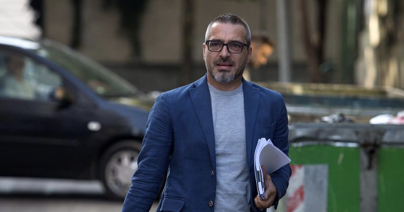 Pas dorëzimit të dosjes në Apelin e Posaçëm, përcaktohet trupa gjykuese që do vendosë për ish-ministrin Saimir Tahiri Pas dorëzimit të dosjes në Apelin e Posaçëm, përcaktohet trupa gjykuese që do vendosë për ish-ministrin Saimir Tahiri