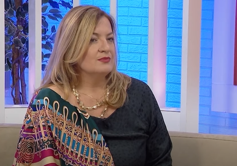 E martuar në dinastinë franceze Kuchly, shqiptarja zbulon lidhjet me dizenjuesin e Kullës Eiffel, ajo tregon kujt i dedikohet ajo vepër gjigante E martuar në dinastinë franceze Kuchly, shqiptarja zbulon lidhjet me dizenjuesin e Kullës Eiffel, ajo tregon kujt i dedikohet ajo vepër gjigante