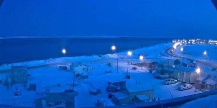 Fillon nata polare, e zbulon meteorologu: Barrow nuk do ta shohë dritën e diellit për dy muajt e ardhshëm Fillon nata polare, e zbulon meteorologu: Barrow nuk do ta shohë dritën e diellit për dy muajt e ardhshëm