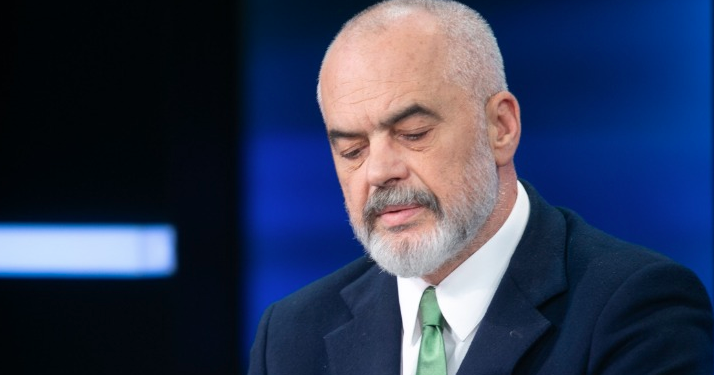 Në Itali të prekurit nga tërmeti jetojnë në rulota! Pse zgjodha shumë gra në qeveri?! Në Itali të prekurit nga tërmeti jetojnë në rulota! Pse zgjodha shumë gra në qeveri?!