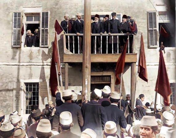 Vdiq apo e helmuan?! Nata e fundit e Ismail Qemalit në Peruxhia të Italisë! Vdiq apo e helmuan?! Nata e fundit e Ismail Qemalit në Peruxhia të Italisë!