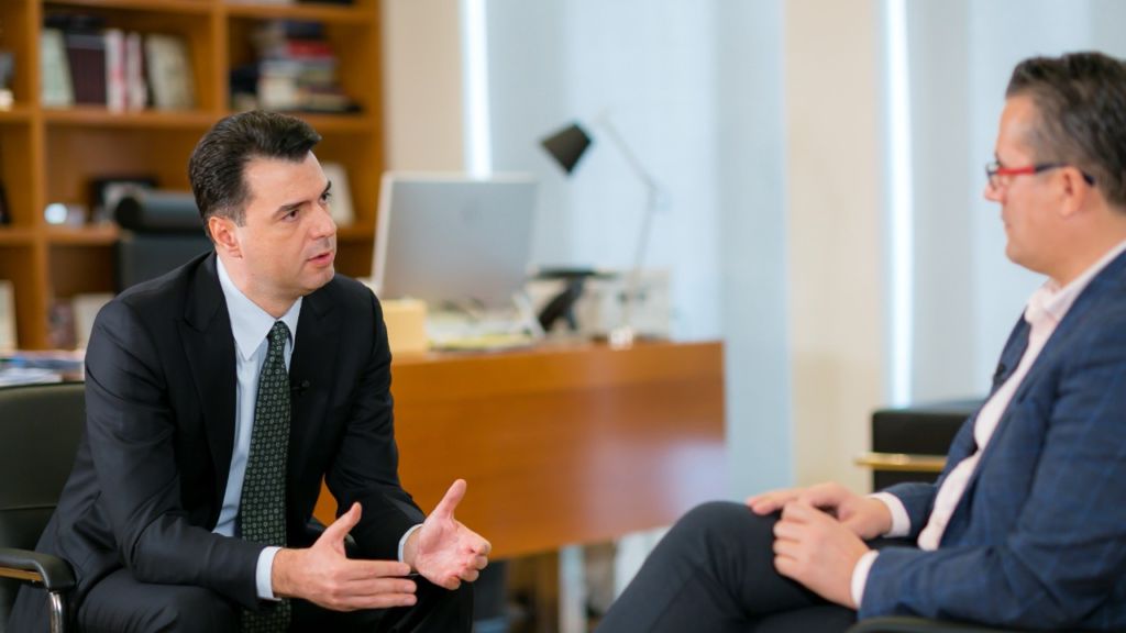 Luli tregon se si e ka “ngrënë” nga Saliu: Që ta njohësh Berishën duhet ta kesh përballë, kam qenë i verbër deri sot