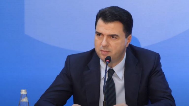 Xhevahire nga Saliu: “I ka thënë ambasadores se na ka vendosur regjistrues”! Basha i përgjigjet antiamerikanit: E trishtueshme kur dëgjon se sa poshtë ke rënë, asnjë trillim nuk e shndërron PD në mburojë të interesave personale Xhevahire nga Saliu: “I ka thënë ambasadores se na ka vendosur regjistrues”! Basha i përgjigjet antiamerikanit: E trishtueshme kur dëgjon se sa poshtë ke rënë, asnjë trillim nuk e shndërron PD në mburojë të interesave personale