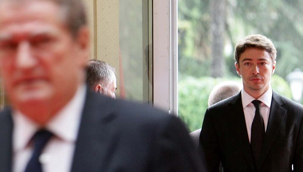 Përfshirja e amerikanëve në hapjen e dosjes së Gërdecit alarmon Berishën, sulmon ashpër Yuri Kim dhe gjyqtarët që rrezikojnë pozitat e Shkëlzenit Përfshirja e amerikanëve në hapjen e dosjes së Gërdecit alarmon Berishën, sulmon ashpër Yuri Kim dhe gjyqtarët që rrezikojnë pozitat e Shkëlzenit