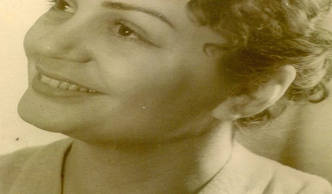 Në 1 Nëntor u nda nga jeta Drita Agolli aktorja brilante dhe regjisorja e parë e diplomuar shqiptare! Në 1 Nëntor u nda nga jeta Drita Agolli aktorja brilante dhe regjisorja e parë e diplomuar shqiptare!