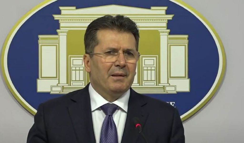Fatmir Mediu para gjyqit për Gërdecin, kërkon të na shpëtojë nga rreziku ruso-kinez Fatmir Mediu para gjyqit për Gërdecin, kërkon të na shpëtojë nga rreziku ruso-kinez