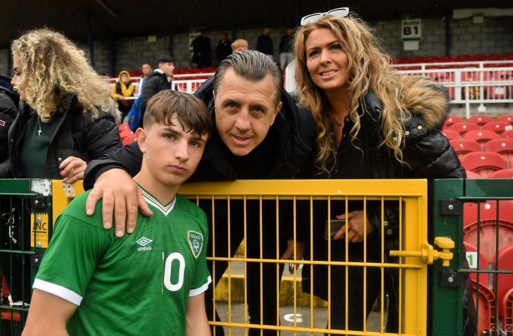 Rudi Vata: Kush më quan tradhtar të shihet në pasqyrë, djali im Cristiano Ronaldo i Irlandës Rudi Vata: Kush më quan tradhtar të shihet në pasqyrë, djali im Cristiano Ronaldo i Irlandës