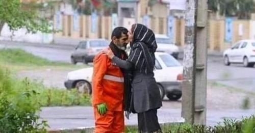 Duajini prindërit, duajini ata pafund! Një ditë do t’i u mungojnë… Duajini prindërit, duajini ata pafund! Një ditë do t’i u mungojnë…