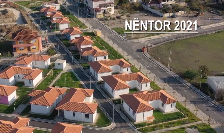 Dje u dorëzoi çelësat familjeve të prekura nga tërmeti, Rama publikon pamjet nga rezidenca e banesave në Vaqarr: Shëmbëlltyrë e solidaritetit shqiptar Dje u dorëzoi çelësat familjeve të prekura nga tërmeti, Rama publikon pamjet nga rezidenca e banesave në Vaqarr: Shëmbëlltyrë e solidaritetit shqiptar