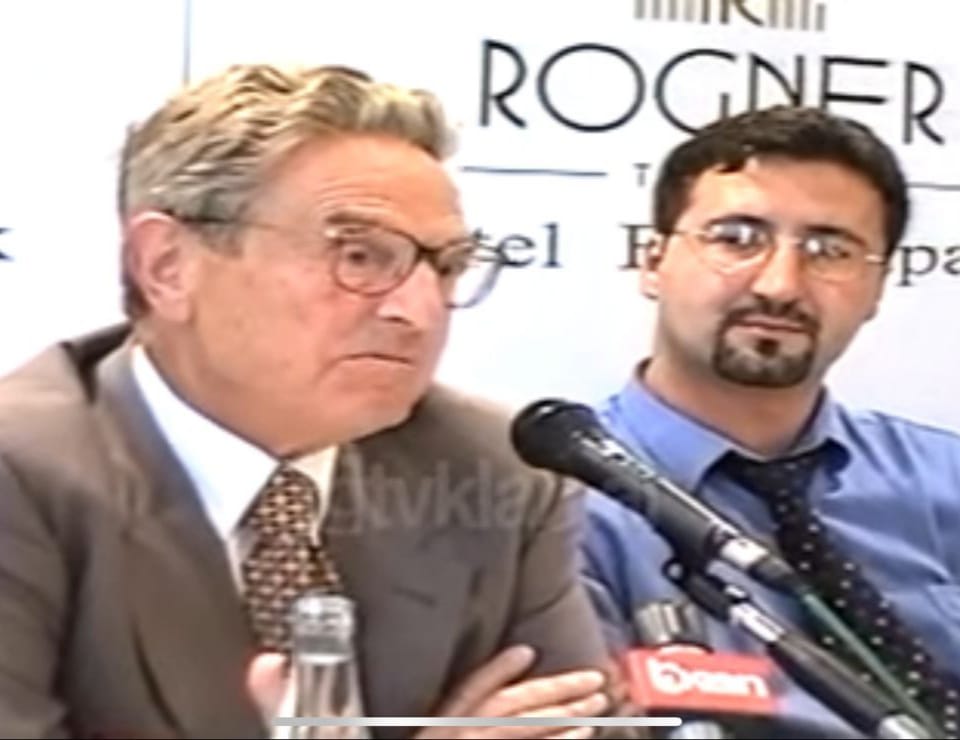 Nuk e njihni?! Ky është agjenti i Sorosit që punon pa u lodhur për Berishën! Nuk e njihni?! Ky është agjenti i Sorosit që punon pa u lodhur për Berishën!