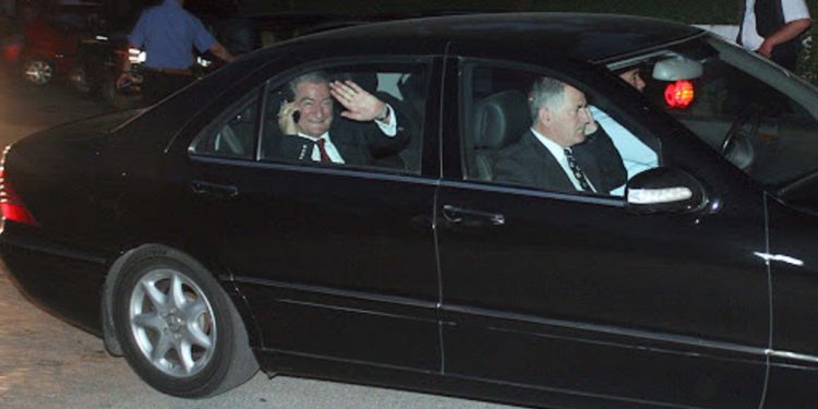 Berisha po reagon si njeri i pasur, kundër SHBA Berisha po reagon si njeri i pasur, kundër SHBA