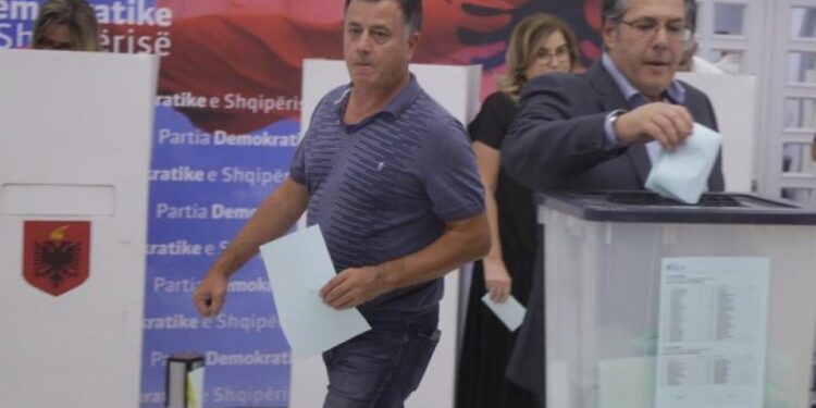 Çfarë ndodh nëse Basha nuk e njeh Kuvendin Kombëtar dhe ndryshimin në statut?