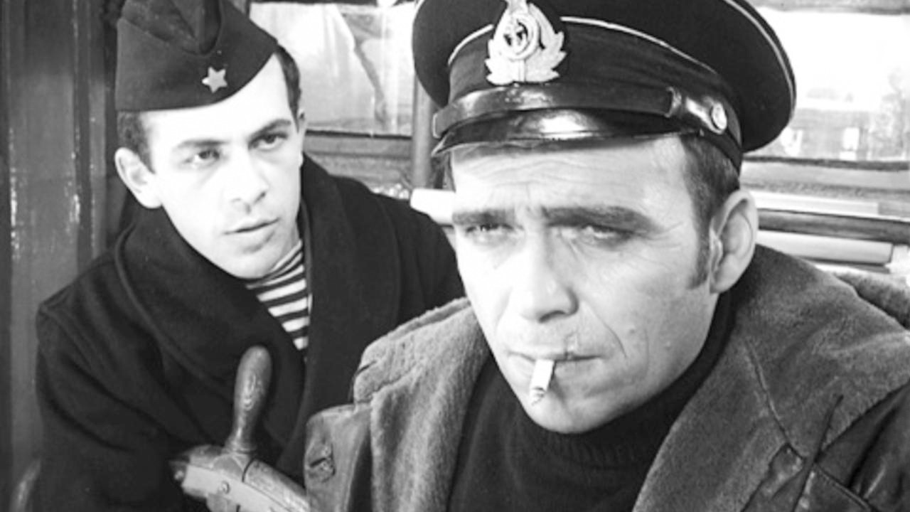 Reshat Arbana rrëfen “Duelin e heshtur”: Takimi me të mbijetuarin që u shpëtoi vrasjeve në det