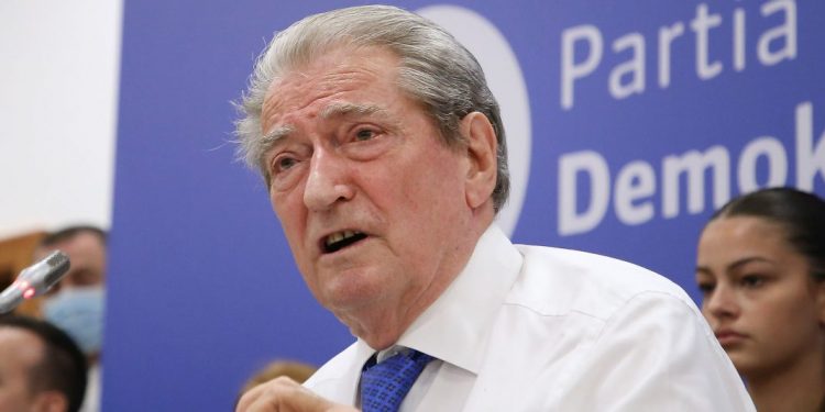 Sali Berisha: Jam kërcënuar nga SHBA, se do përshkallëzojnë sanksionet ndaj meje