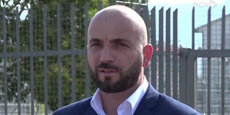 A jemi afër zbardhjes së vrasjes së deputetit Fatmir Xhindi dhe ish-gjyqtarit Skerdilajd Konomi? Flet kreu i Policisë së Shtetit A jemi afër zbardhjes së vrasjes së deputetit Fatmir Xhindi dhe ish-gjyqtarit Skerdilajd Konomi? Flet kreu i Policisë së Shtetit