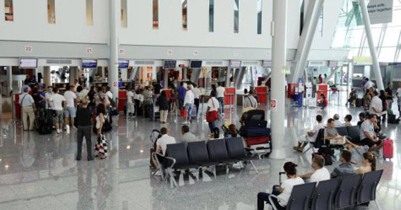 Doni të udhëtoni në Itali? Dokumentet që ju duhen deri më 31 janar. Ambasada bën njoftimin me rëndësi Doni të udhëtoni në Itali? Dokumentet që ju duhen deri më 31 janar. Ambasada bën njoftimin me rëndësi