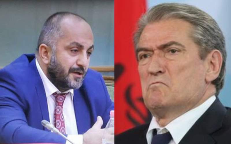 “100 vite të kërkojnë kurrë nuk do gjejnë prova ndaj meje”! Juristi Romeo Kara sfidon publikisht Sali Berishën dhe i dërgon mesazhin e fortë “100 vite të kërkojnë kurrë nuk do gjejnë prova ndaj meje”! Juristi Romeo Kara sfidon publikisht Sali Berishën dhe i dërgon mesazhin e fortë