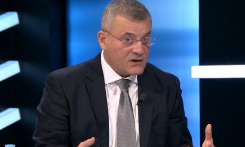 Arben Imami zbardh të fshehtat e 21 janarit, ja si Berisha kërkoi të nxirrte ushtrinë në rrugë për të shtypur protestuesit