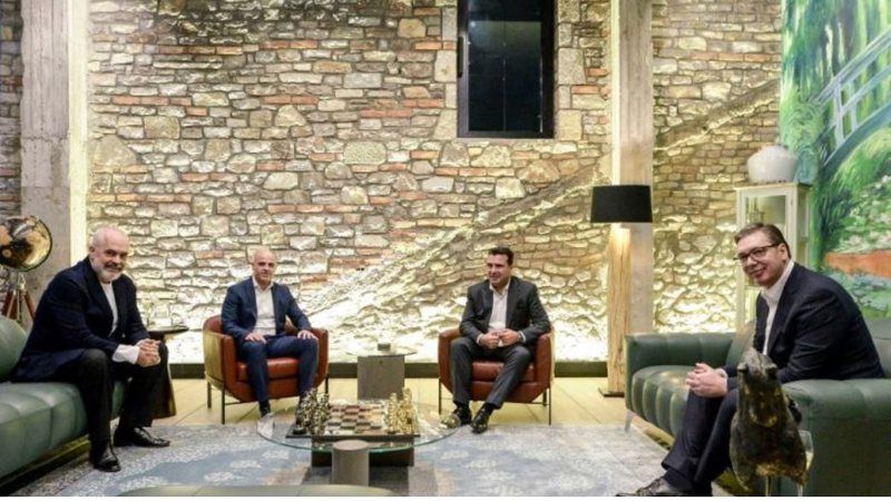 Zaev tregon përfitimet për qytetarët nga “Ballkani i Hapur”, zbardhen marrëveshjet e rëndësishme Zaev tregon përfitimet për qytetarët nga “Ballkani i Hapur”, zbardhen marrëveshjet e rëndësishme