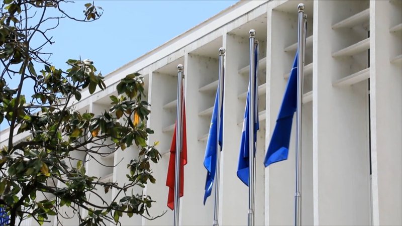 “Topi mbetet tek Lulzim Basha”, Zëri i Amerikës: Analistët pohojnë se zhvillimet në PD sollën sfidat e ndarjes dhe të vettingut “Topi mbetet tek Lulzim Basha”, Zëri i Amerikës: Analistët pohojnë se zhvillimet në PD sollën sfidat e ndarjes dhe të vettingut