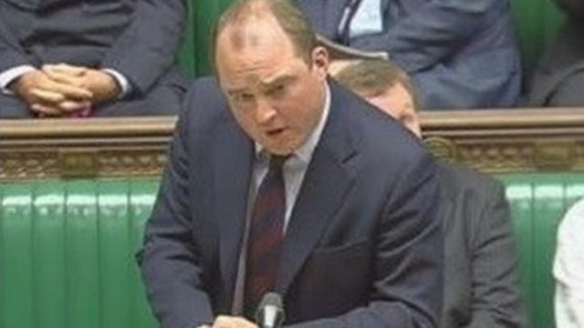 Vijojnë tensionet/ Britania gati trupat për në Ukrainë: Tërhiqet SHBA? Ne, jo! Vijojnë tensionet/ Britania gati trupat për në Ukrainë: Tërhiqet SHBA? Ne, jo!