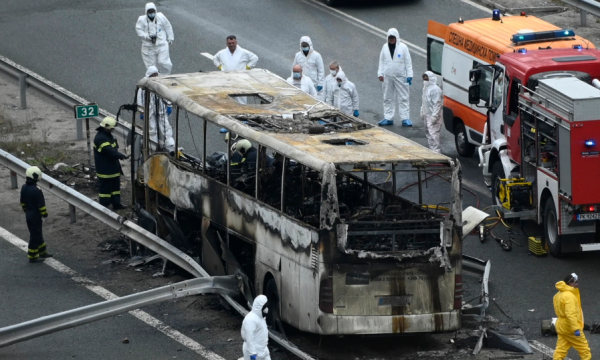Tragjedia në Bullgari, ekspertiza publikon detaje të reja: Barrierat në vendpushimet e autostradës ishin vendosur gabimisht Tragjedia në Bullgari, ekspertiza publikon detaje të reja: Barrierat në vendpushimet e autostradës ishin vendosur gabimisht