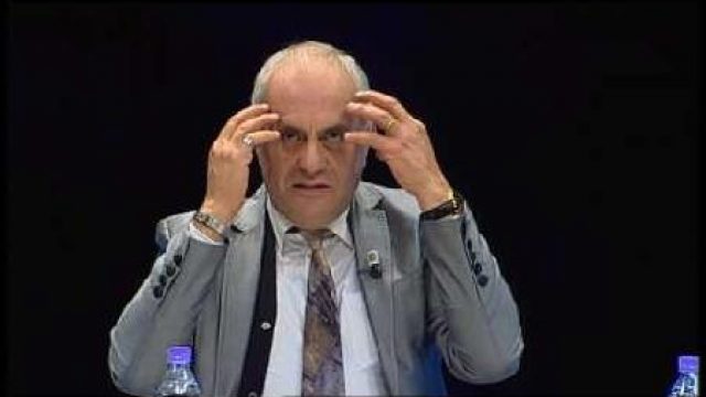 Artan Fuga nostalgjik për “ish shqiptarët” dje! Sot…ne jemi popull që jeton kot: Ndaj ca zënë dashnore gratë e të tjerëve, ca burrat e të tjerave, vetëm e vetëm t’i japin kuptim jetës Artan Fuga nostalgjik për “ish shqiptarët” dje! Sot…ne jemi popull që jeton kot: Ndaj ca zënë dashnore gratë e të tjerëve, ca burrat e të tjerave, vetëm e vetëm t’i japin kuptim jetës