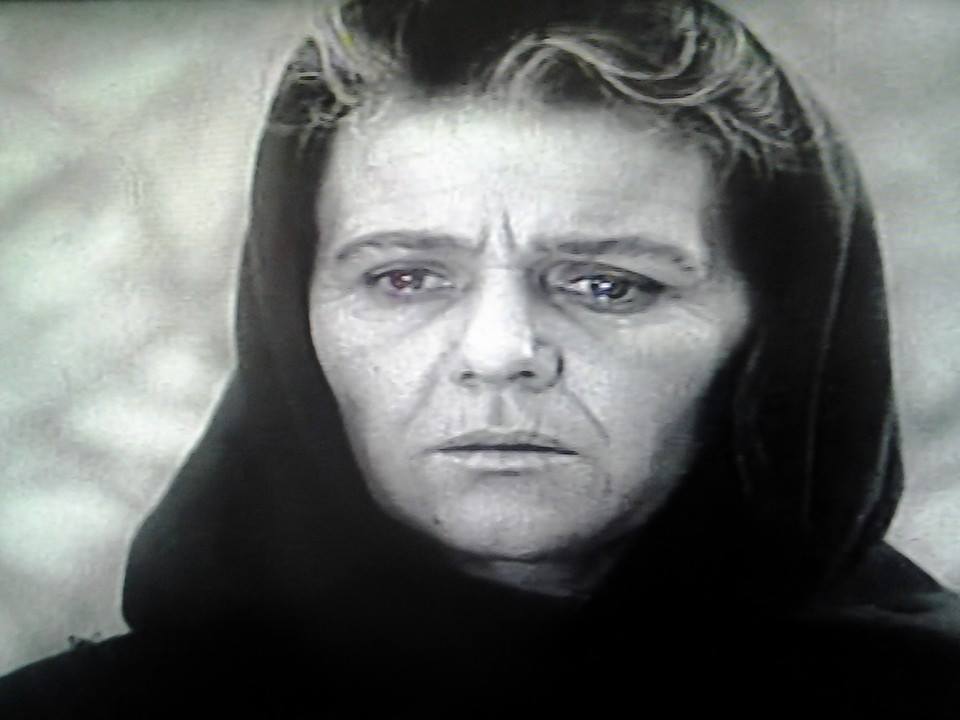 Tinka tregon momentet e mëdha: Ja si Dritëro Agolli më zgjodhi të luaja Nëna Pashkon!