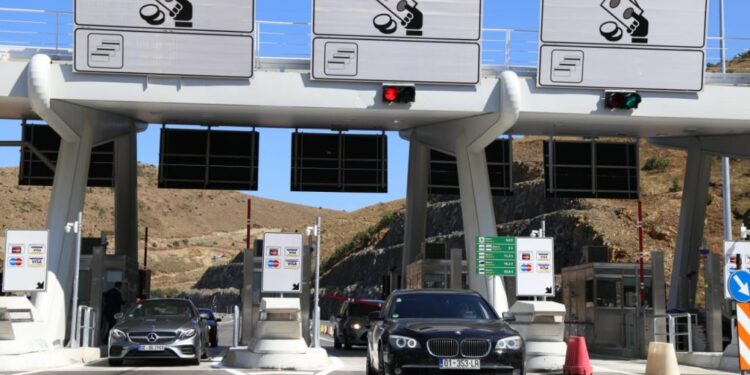 I akuzuar për korrupsion në rrugën e Kombit? Basha: Jam i vetmi që jam përballur më drejtësinë, ishin sulme të keqorganizuara politike I akuzuar për korrupsion në rrugën e Kombit? Basha: Jam i vetmi që jam përballur më drejtësinë, ishin sulme të keqorganizuara politike