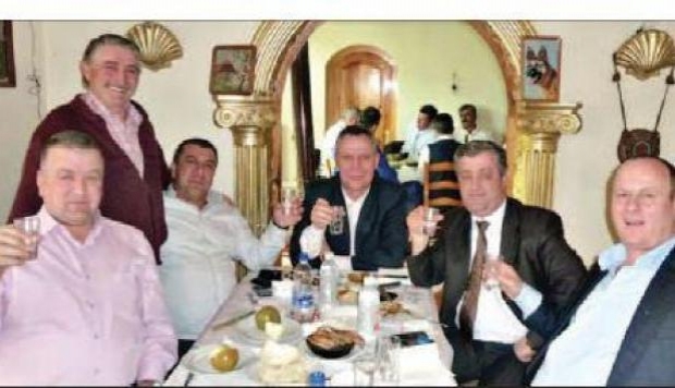 Myslim Murrizi plas “bombën”! Paralajmëron skandalin: Tonin plehra (Voci) dhe hajduti i krimit ekonomik të Tiranës merrnin rrogë mujore te Call Centerat që grabisnin qytetarë të BE!